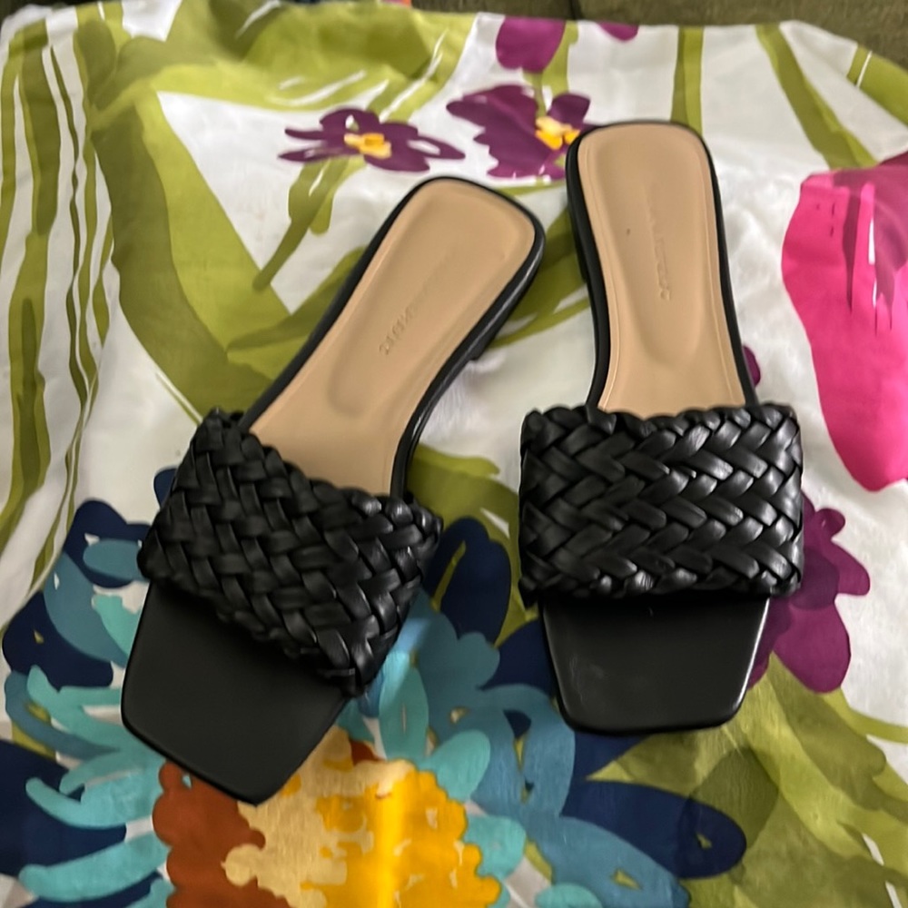 Bannana Republic slip on shoe